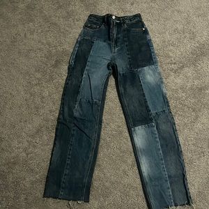 Pacsun 90s boyfriend jeans with patch work adorable only been worn once size 24